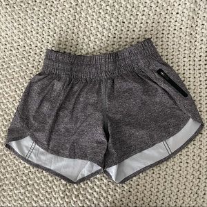 Lululemon Tracker Low-Rise Short 4"